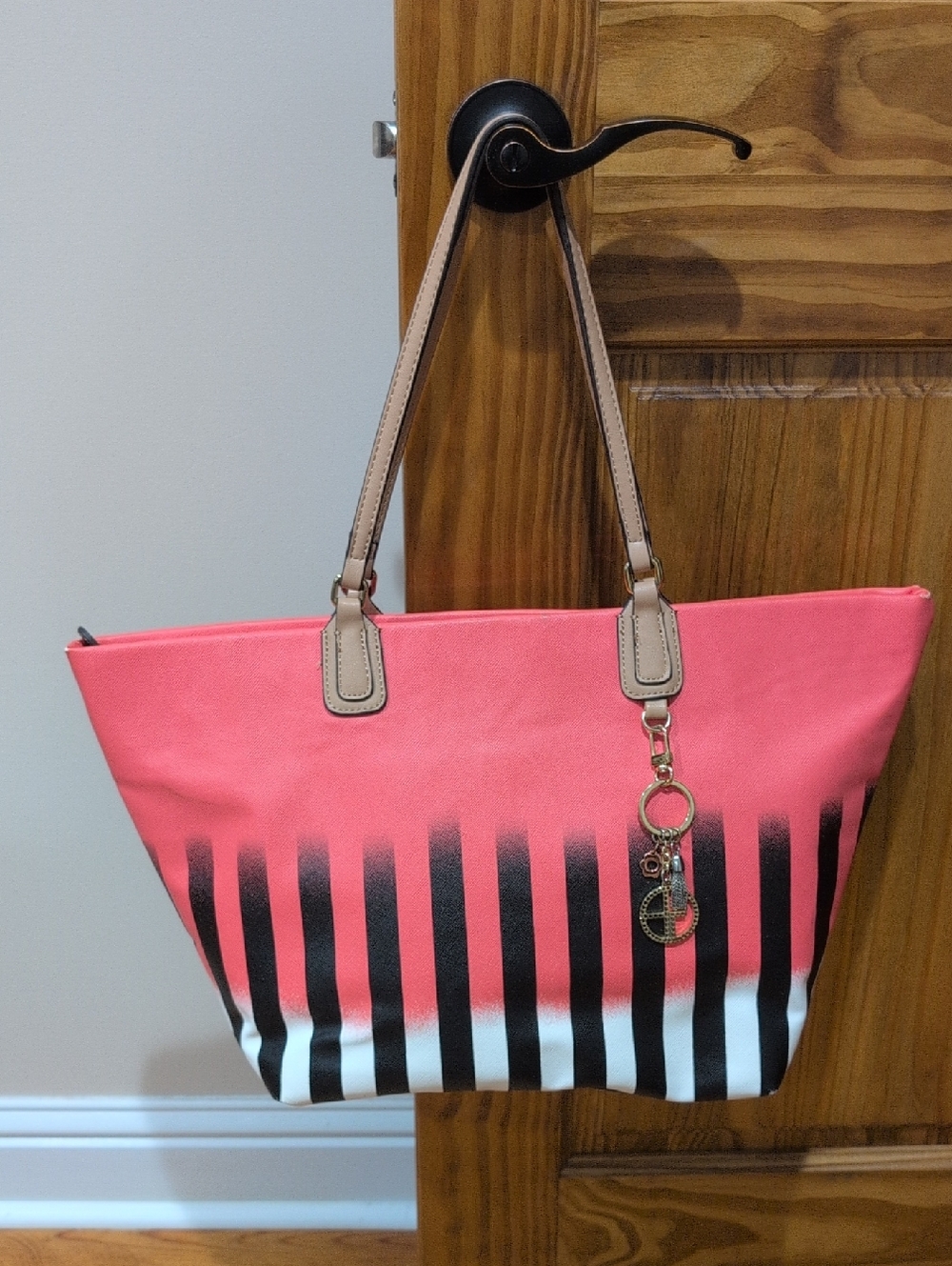 Coral And Black Stripe Gianni Bini Bag with Tan Handles
